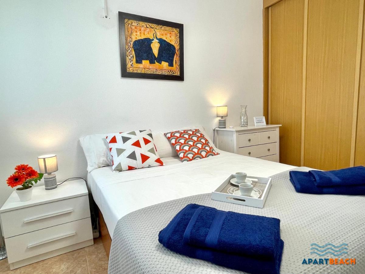 Apartbeach Los Juncos Residencial Piscinas Y Petanca La Pineda Exteriör bild