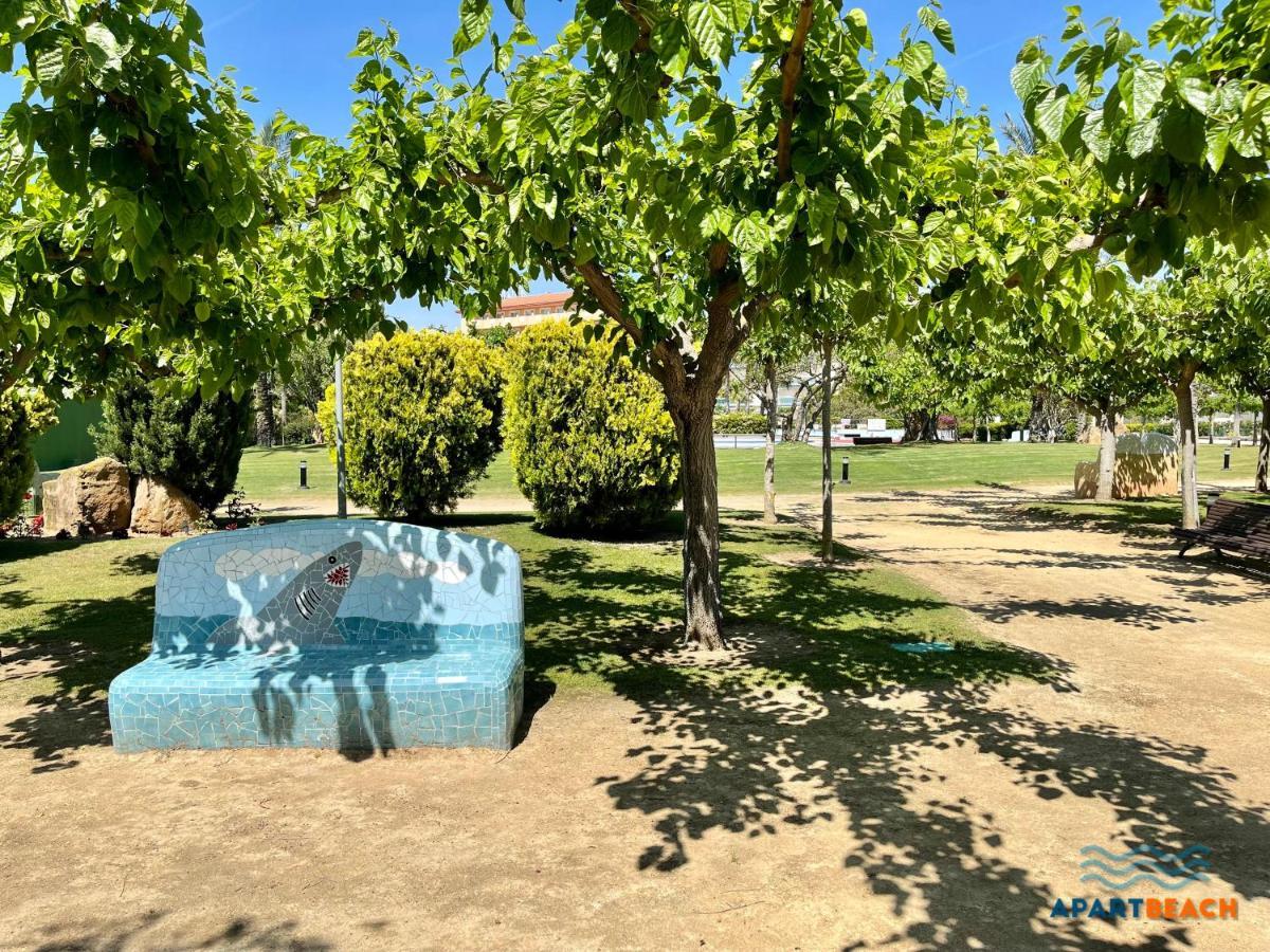 Apartbeach Los Juncos Residencial Piscinas Y Petanca La Pineda Exteriör bild