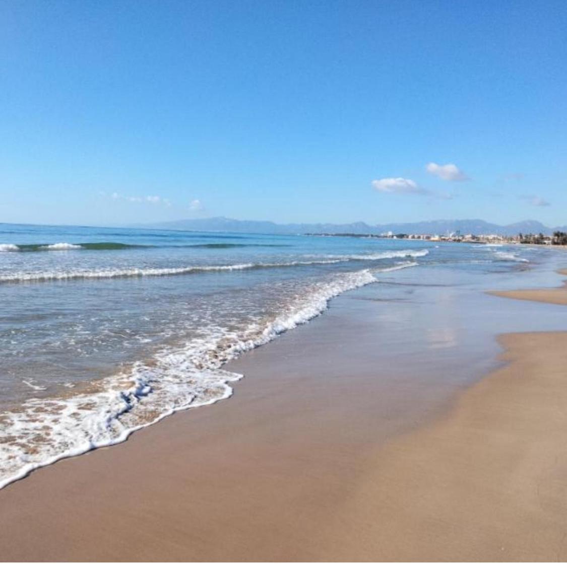 Apartbeach Los Juncos Residencial Piscinas Y Petanca La Pineda Exteriör bild