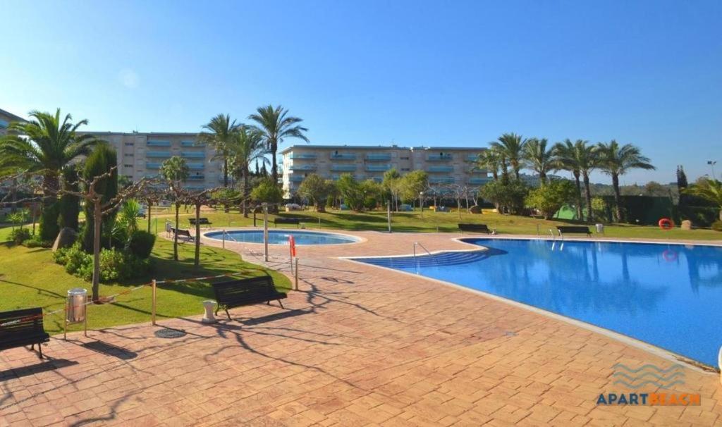 Apartbeach Los Juncos Residencial Piscinas Y Petanca La Pineda Exteriör bild